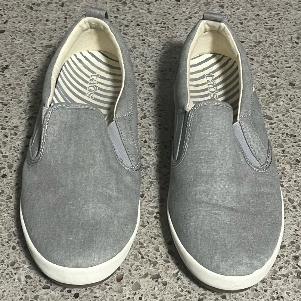 Taos Dandy Slip On Sneakers Grey Wash Canvas Shoes size 11 EUC - Picture 2 of 9